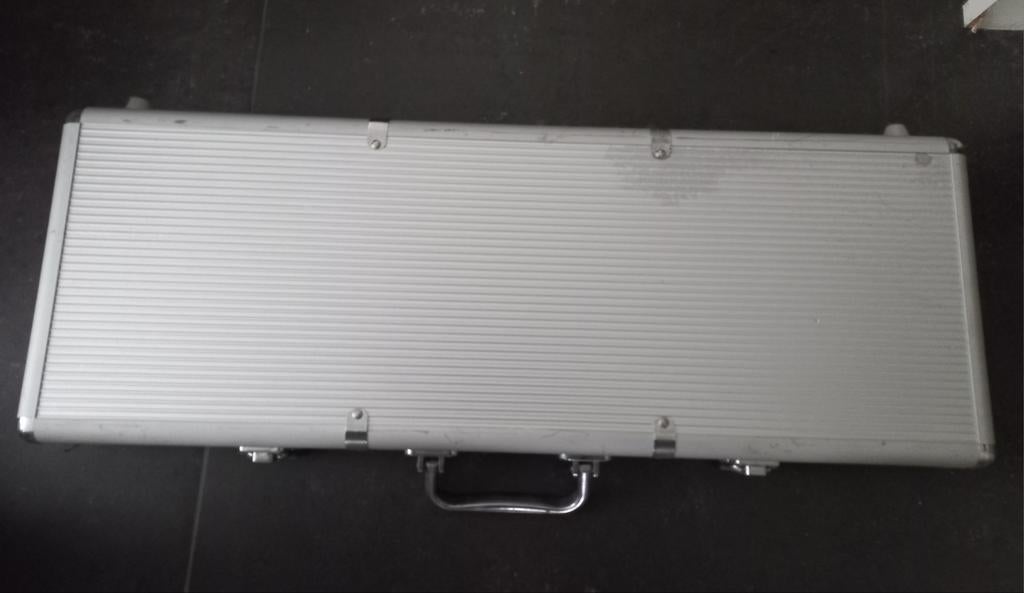 Pokerset in aluminium koffer, Ophalen, Gebruikt
