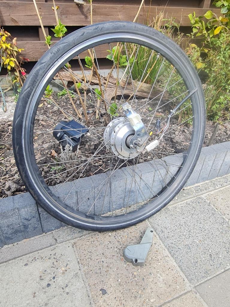 Voorwielmotor Giant Tekoop 100% Goed!!, Fietsen en Brommers, Fietsonderdelen, Ophalen of Verzenden