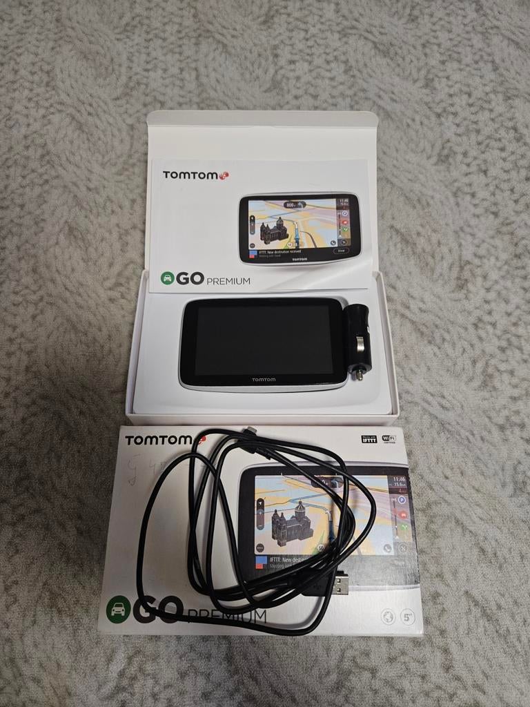 TomTom GO Premium Navigatiesysteem, Auto diversen, Autonavigatie, Ophalen of Verzenden, Nieuw