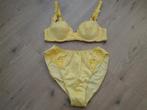 Simone Pérèle bh 70A slip 38, Simone Pérèle, Ophalen of Verzenden, Geel, BH