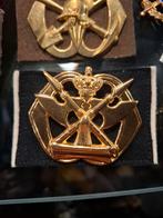 Militaire juridische dienst baret embleem, Ophalen of Verzenden, Landmacht, Nederland, Embleem of Badge