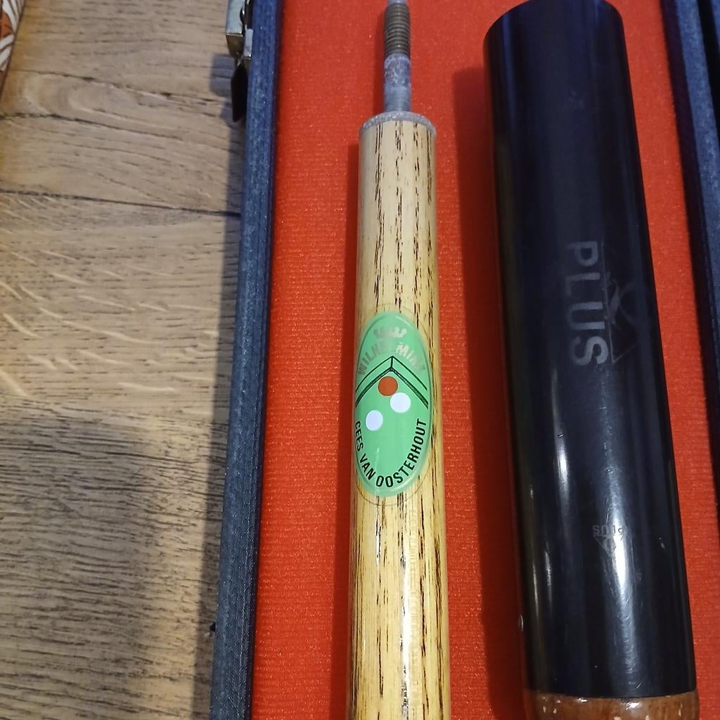 Snookerkeu Cees van Houten Wilhelmina met koffer, Ophalen of Verzenden, Keu of Ballen