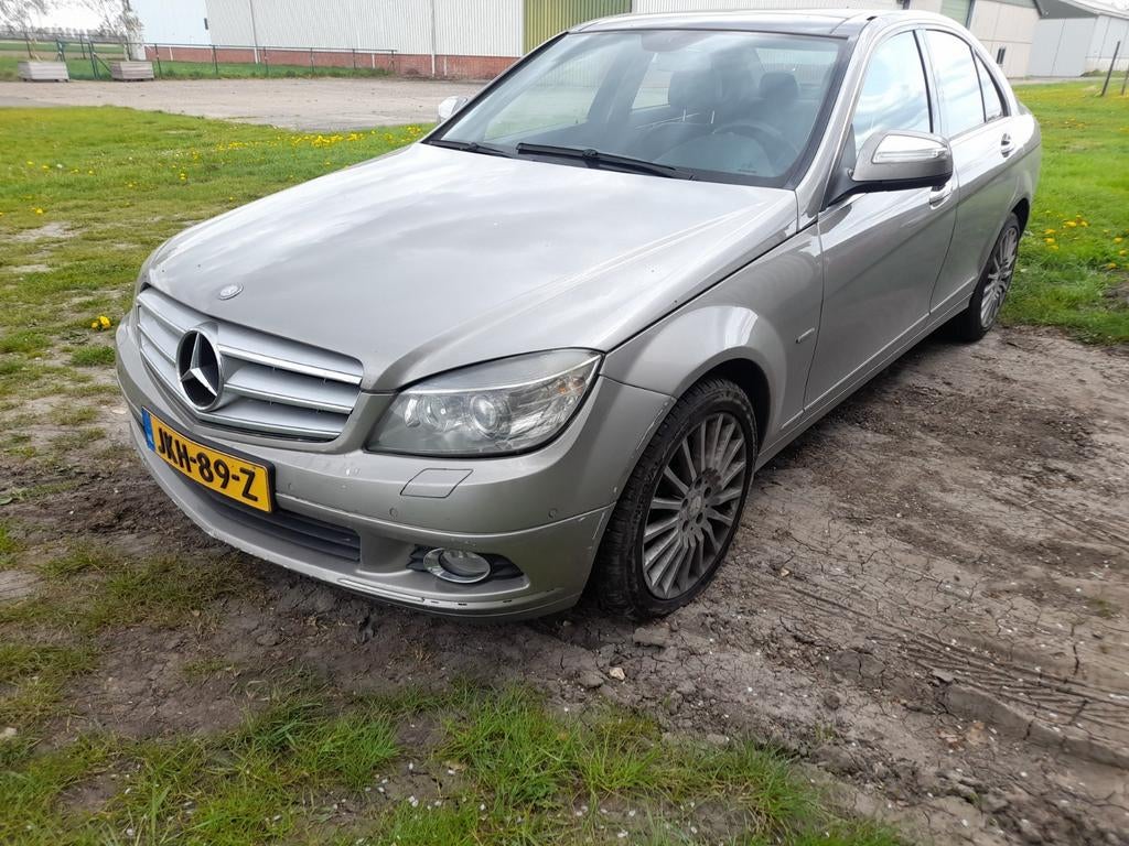 Mercedes-Benz Mercedes c350  272pk  2007 Grijs, Automaat, Achterwielaandrijving, 1800 kg, Zwart