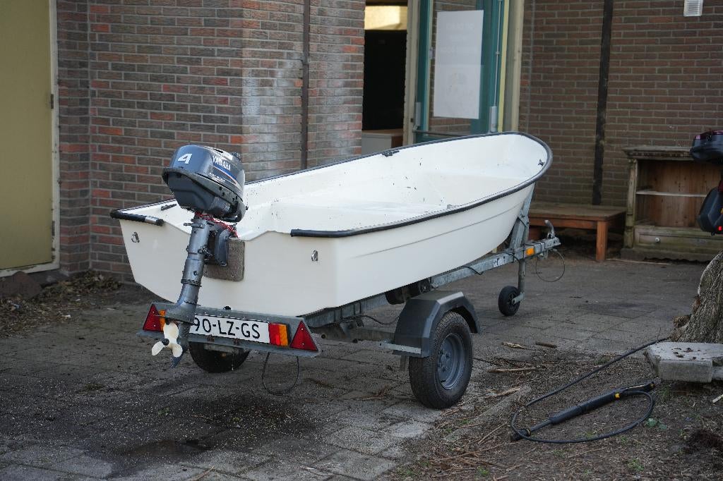 Leuk wendbaar bootje met trailer en 4t motor, Ophalen, Gebruikt, Minder dan 10 pk, Tot 6 meter
