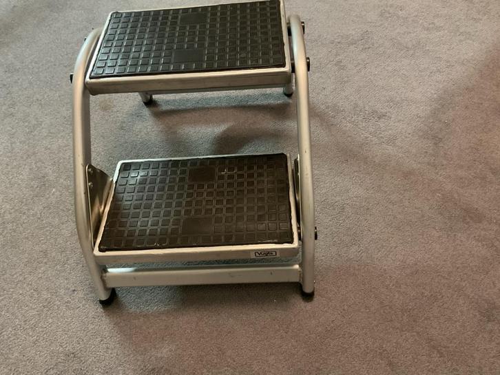 Caravan trapje - 2 treden, Caravans en Kamperen, Caravan accessoires, Gebruikt, Ophalen