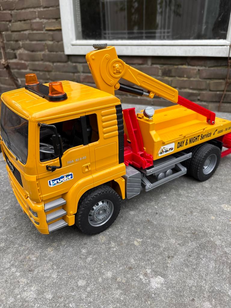 Grote gele Bruder takelwagen, Ophalen, Zo goed als nieuw