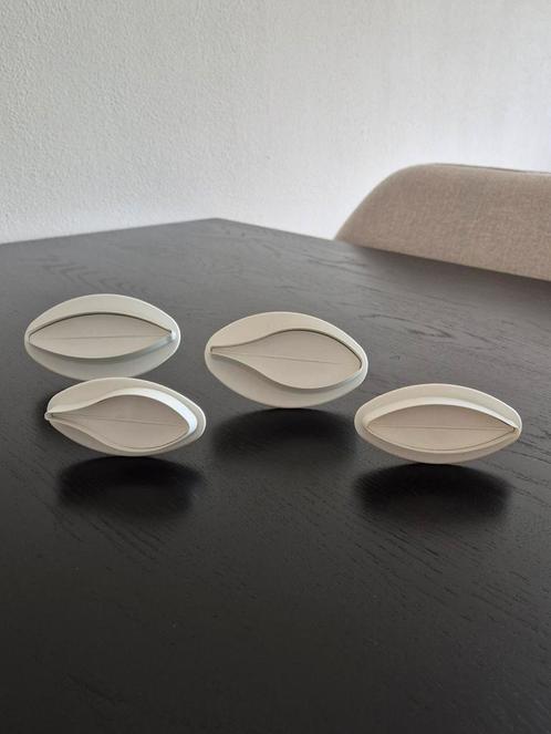 PME Lily Plunger Set/4, Hobby en Vrije tijd, Taarten en Cupcakes maken, Zo goed als nieuw, Versiering, Taarten of Cupcakes, Ophalen of Verzenden