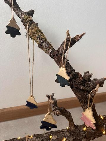 Kersthanger keramiek beschikbaar voor biedingen