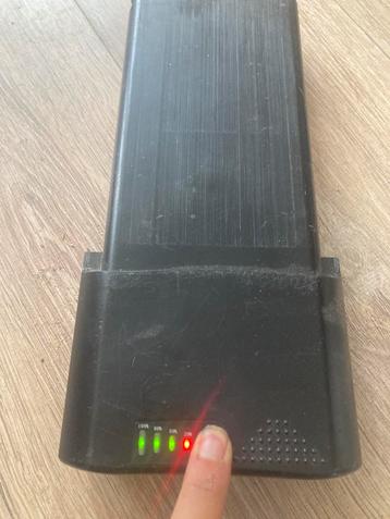 Ansmann accu 36v (defect) beschikbaar voor biedingen