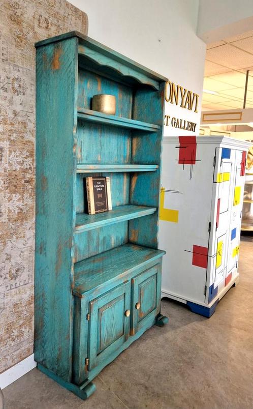 Boekenkast in vintage stijl/ India Ibiza kast, Huis en Inrichting, Woonaccessoires | Wandplanken en Boekenplanken, Zo goed als nieuw