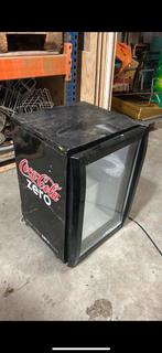 Coca cola zero barkoelkast, Witgoed en Apparatuur, Koelkasten en IJskasten, Ophalen, Zonder vriesvak, 160 cm of meer, Minder dan 75 liter