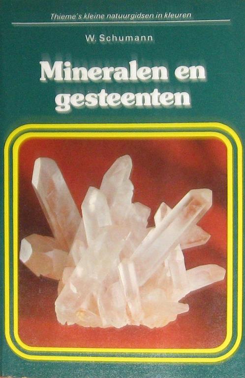 Mineralen en gesteenten. 100 mineralen en 50 gesteenten., Boeken, Hobby en Vrije tijd, Zo goed als nieuw, Ophalen of Verzenden