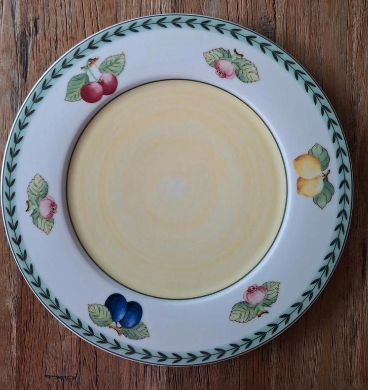 Villeroy en Boch French garden bord ( 30 cm ), Huis en Inrichting, Keuken | Servies, Zo goed als nieuw, Bord(en), Overige stijlen