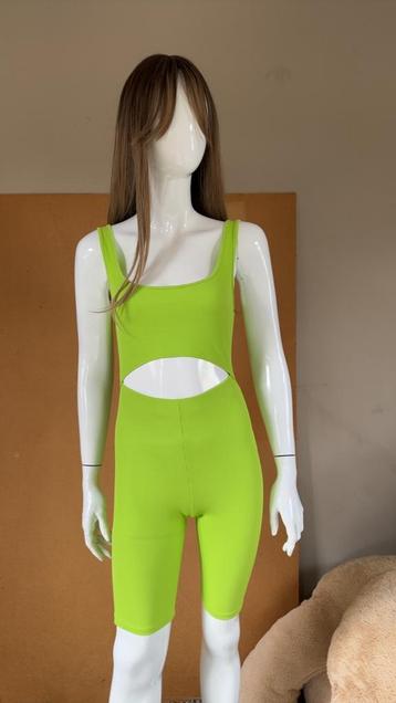 Bershka jumpsuit beschikbaar voor biedingen