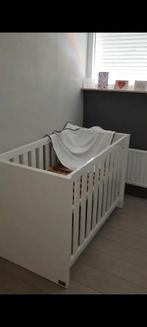 Childwood Commode  + ledikant en wasbaar matras, Kinderen en Baby's, Kinderkamer | Complete kinderkamers, Ophalen, Zo goed als nieuw
