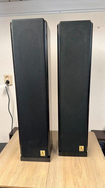 Lambda Granaat 2½-weg Bass Reflex Speaker beschikbaar voor biedingen