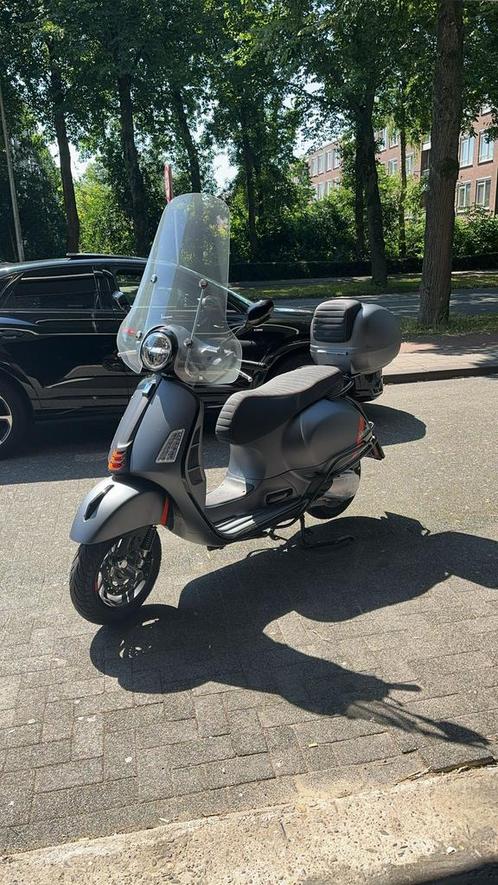 Vespa GTS 300 supersport 2024, Motoren, Motoren | Piaggio, Particulier, Scooter, Ophalen of Verzenden