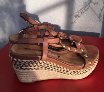 Tamaris leren sandalen sleehak beschikbaar voor biedingen