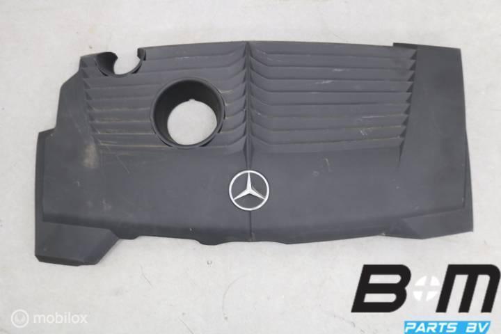 Motorafdekking Mercedes B-Klasse W246 A2700109601, Auto-onderdelen, Carrosserie en Plaatwerk, Gebruikt