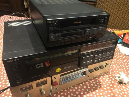 * 2 SONY collectors « cdp 101 » + « EV-C3E » na te zien *, Audio, Tv en Foto, Cd-spelers, Gebruikt, Sony, Ophalen of Verzenden