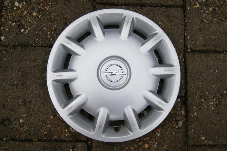 1 losse originele wieldop Opel Astra 14 inch (Model 2), Auto diversen, Wieldoppen, Gebruikt, Ophalen of Verzenden