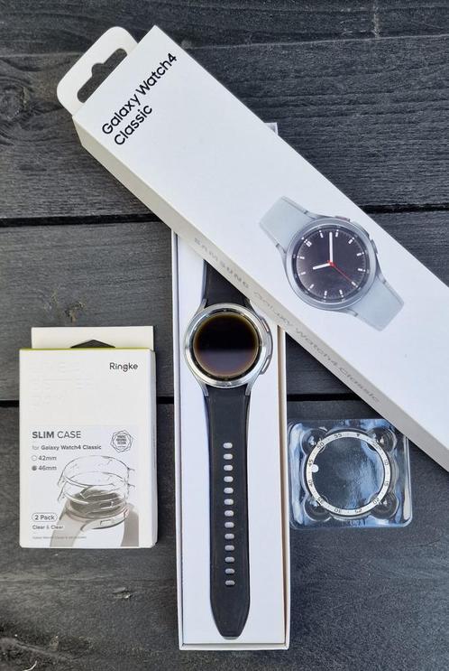 Samsung galaxy watch 4 classic, Sieraden, Tassen en Uiterlijk, Smartwatches, Zo goed als nieuw, Android, Zwart, GPS, Waterdicht