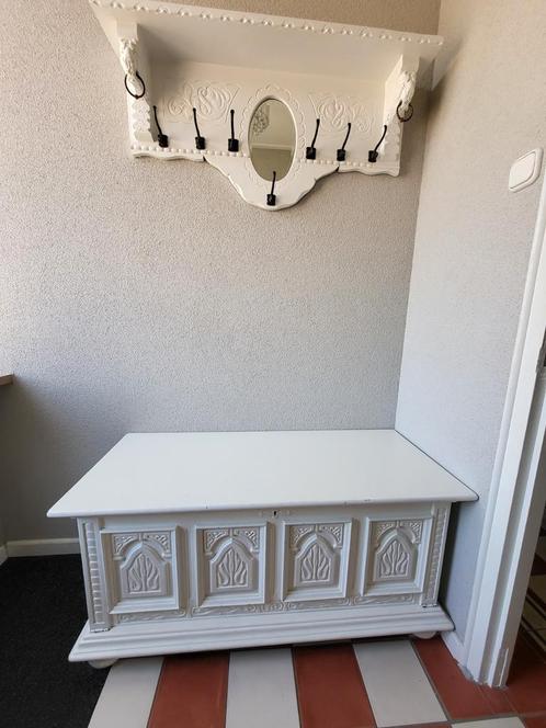 Garderobe set kapstok en dekenkist, Huis en Inrichting, Woonaccessoires | Kapstokken, Zo goed als nieuw, Wandkapstok, Hout, Ophalen