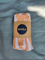Nivea Handdoek, Huis en Inrichting, Badkamer | Badtextiel en Accessoires, Ophalen of Verzenden, Zo goed als nieuw, Handdoek