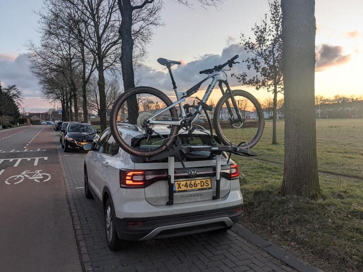 Thule Outway Platform, Auto diversen, Fietsendragers, Zo goed als nieuw, Achterklepdrager, Ophalen
