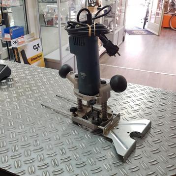 Black en Decker KW780 Bovenfrees 600w II Met garantie beschikbaar voor biedingen