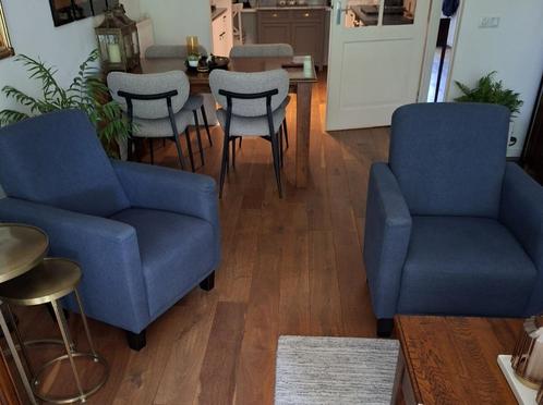 Fateuils 2 stuks kleur blauw mooie en nette staat, Huis en Inrichting, Fauteuils, Stof, 50 tot 75 cm, 75 tot 100 cm, Ophalen