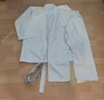 Wit judopak met witte band Outshock maat 140, Maat XS of kleiner, Judo, Ophalen of Verzenden, Zo goed als nieuw