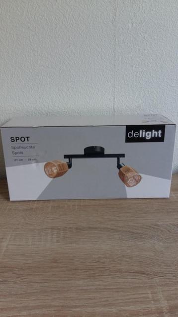 Nieuwe 2-lichts spots met riet/touw kapjes beschikbaar voor biedingen