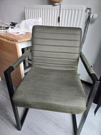 Twee moderne donkergroene stoelen met armleuningen, Huis en Inrichting, Stoelen, Ophalen, Zo goed als nieuw, Stof, Eén