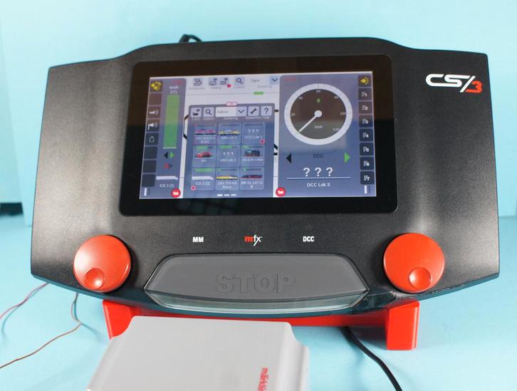 Marklin CS3 met voeding 20226 en 60061 met stand, Hobby en Vrije tijd, Modeltreinen | H0, Gebruikt, Wagon, Wisselstroom, Märklin