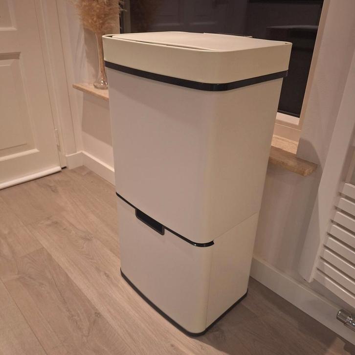 Sensor Prullenbak - 72 Liter - Beige, Huis en Inrichting, Woonaccessoires | Prullenbakken, Nieuw, Rvs, 75 cm of meer, 40 liter of meer