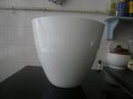 Grote witte ovale orchidee plant pot, Huis en Inrichting, Woonaccessoires | Vazen, Ophalen, Gebruikt, Wit, Aardewerk of Porselein