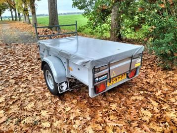 Hapert aanhanger aanhangwagen kar geremd max 1350 kg beschikbaar voor biedingen