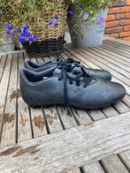 Adidas voetbalschoenen maat 40,5, Ophalen of Verzenden, Zo goed als nieuw, Schoenen