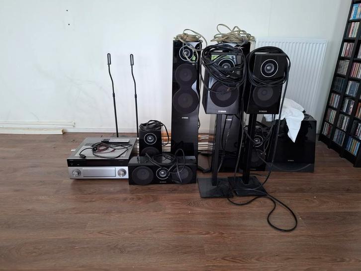 Yamaha RX-A2070 Inclusief 7 boxen en 1 subwoofer 2x n, Audio, Tv en Foto, Professionele Audio-, Tv- en Video-apparatuur, Zo goed als nieuw