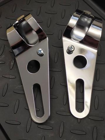 Nieuw setje chroom koplamp bevestiging beschikbaar voor biedingen