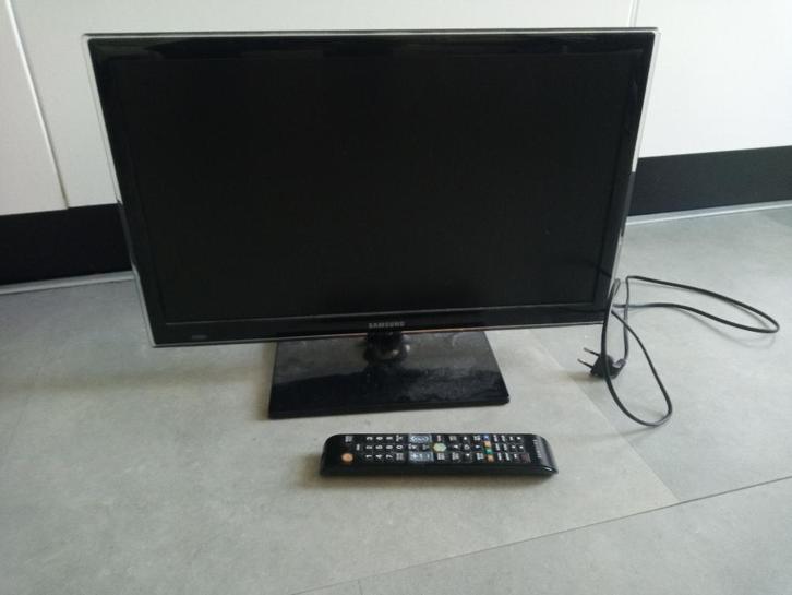 Samsung 21" TV / Monitor, Computers en Software, Monitoren, Gebruikt, 60 Hz of minder, HDMI, VGA, LED, Full HD, Ophalen