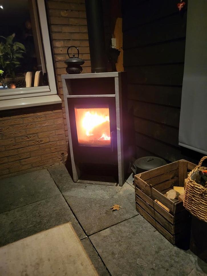 Justus houtkachel convectie, Huis en Inrichting, Kachels, Gebruikt, Vrijstaand, Houtkachel, Hout, Ophalen