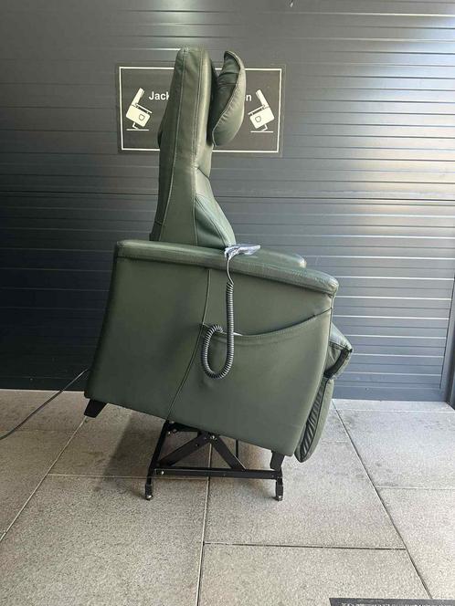 Sta op stoel merk fitform, Huis en Inrichting, Fauteuils, Zo goed als nieuw, Leer, 50 tot 75 cm, Minder dan 75 cm, Ophalen