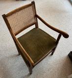 Antieke houten fauteuil met webbing rugleuning, Huis en Inrichting, Stoelen, Ophalen, Gebruikt, Bruin, Eén