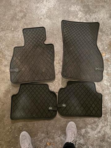 Mini cooper clubman rubber matten F54 beschikbaar voor biedingen