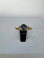 16957 18kt Elegante ring met saffier en diamanten maat 17,5, Blauw, Ophalen of Verzenden, Zo goed als nieuw, 17 tot 18