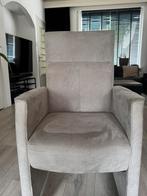 4 grijze eetkamerstoelen op wielen - ophalen na 6 mei, Huis en Inrichting, Stoelen, Ophalen, Zo goed als nieuw, Grijs