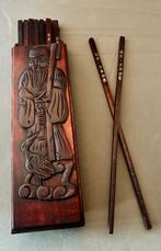 Houten doos met Chinese eetstokjes., Antiek en Kunst, Kunst | Niet-Westerse kunst, Ophalen of Verzenden