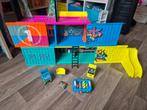 LOL Surprise Clubhuis - Compleet!, Ophalen of Verzenden, Zo goed als nieuw, Poppenhuis